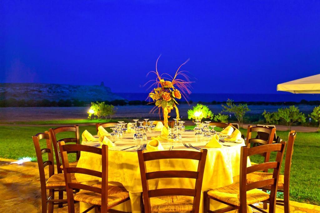 Agriturismo Tenuta Sant'Emiliano โอตรันโต ภายนอก รูปภาพ